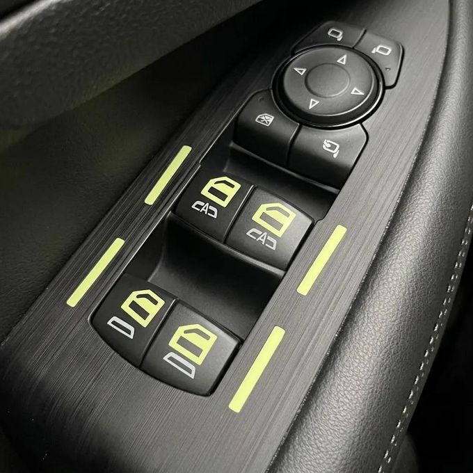 2 Pcs Control Switch Outer Door Handle Button Panel Night Safety Luminous Decals Glow In Dark Stickers For Car Window Door (Green)