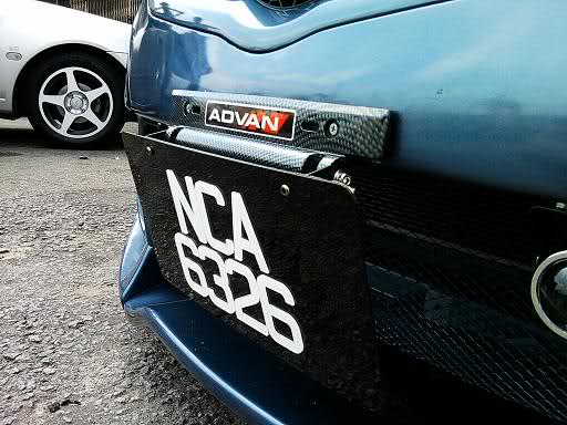 Black-Carbon Fiber Adjustable Rotating Number Plate Auto License Plates Frame Holder