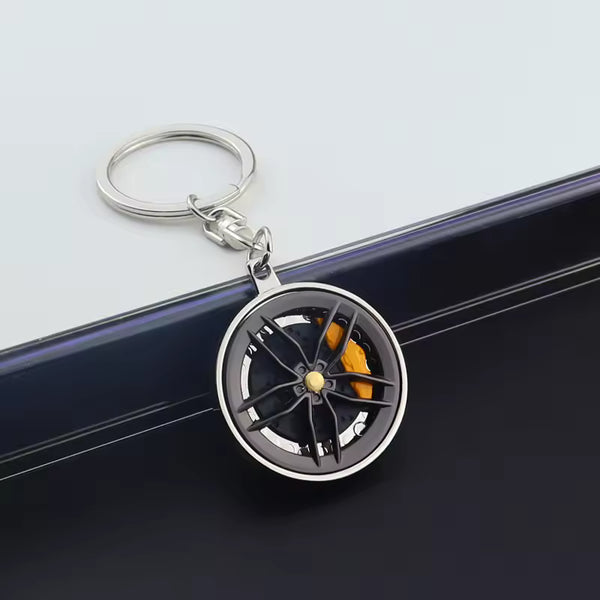 Rotatable Car Hub Keychain - Stylish Alloy Pendant for Vehicle Enthusiasts, Perfect Gift Idea